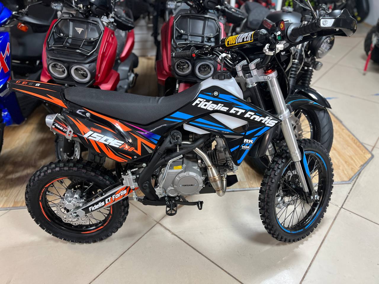 Мотоцикл (питбайк) PROMAX FIDET (ФАЙДЕТ) 190E PRO 17/14 в Туапсе