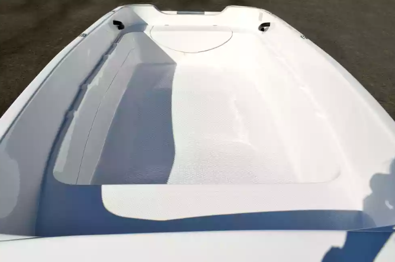 Стеклопластиковая лодка Пингвин (тримаран) в Туапсе