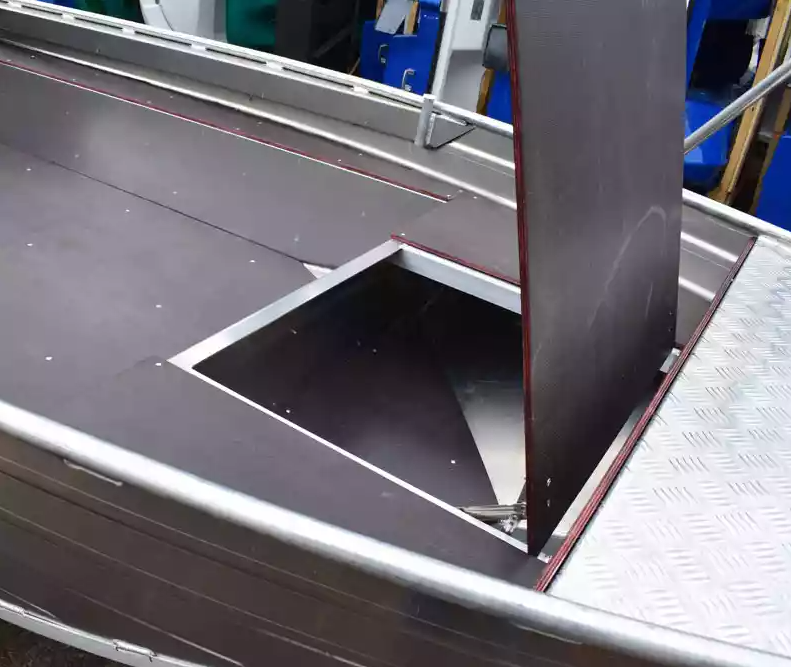 Алюминиевая лодка  Wyatboat-430 Master в Туапсе