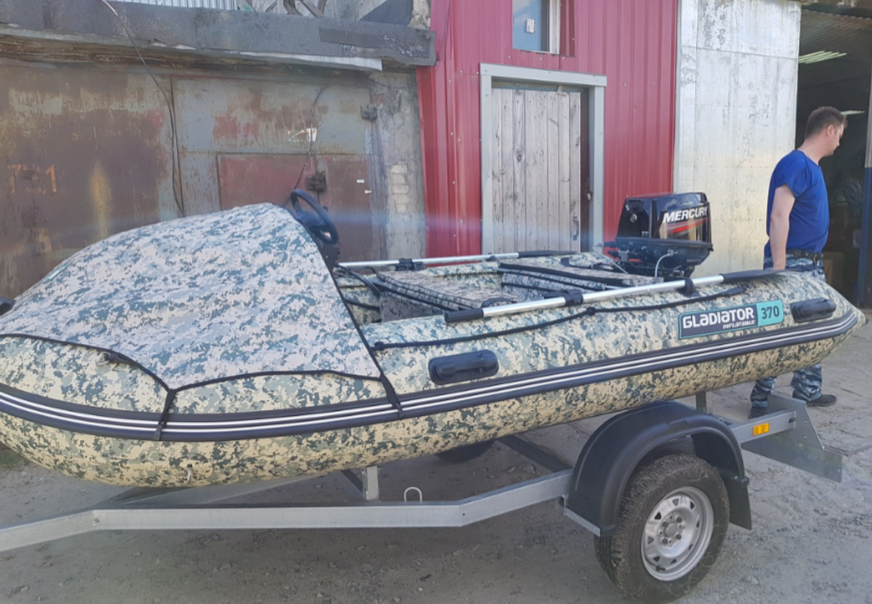 НАДУВНАЯ ЛОДКА GLADIATOR C370AL в Туапсе