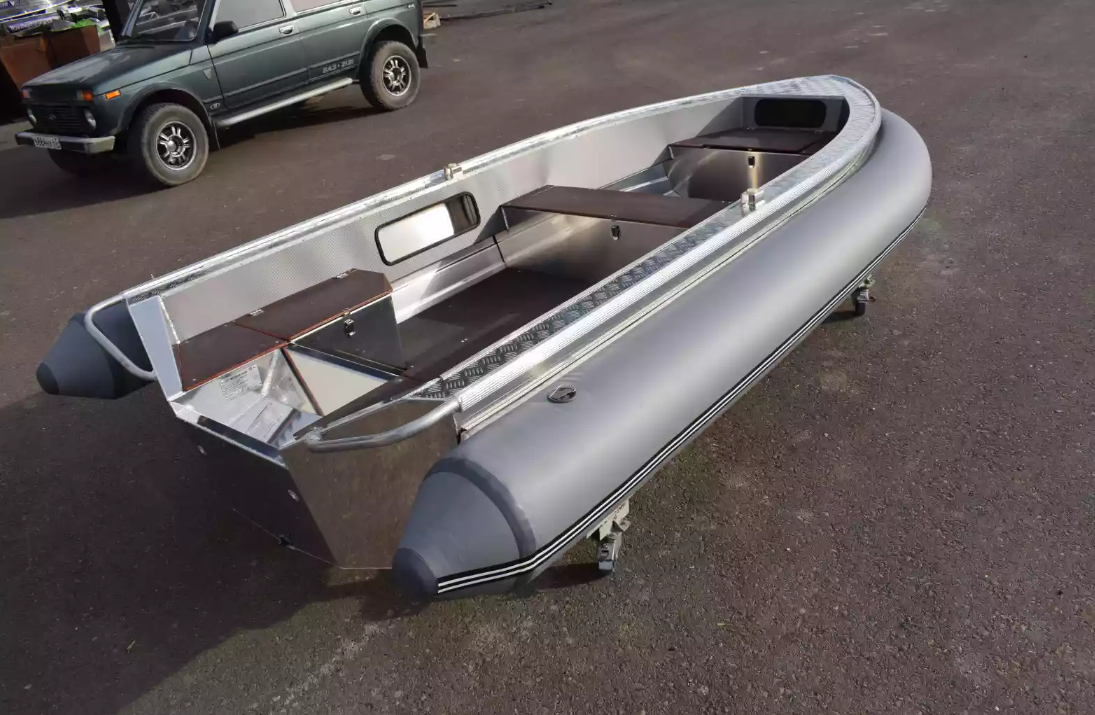 Алюминиевая лодка Wyatboat-370 в Туапсе