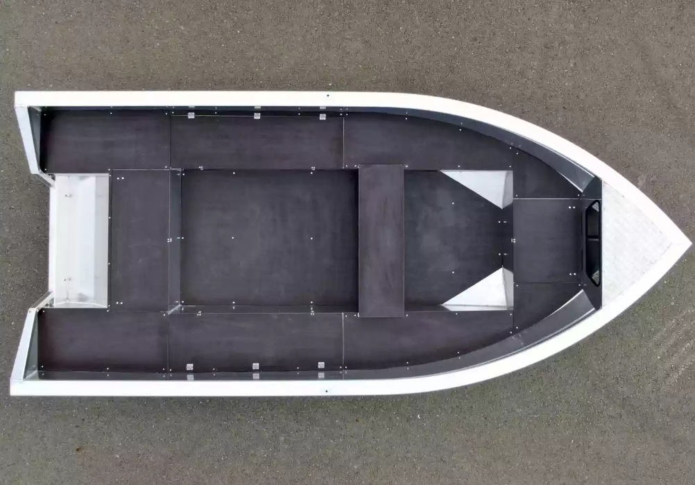 Алюминиевая лодка  Неман-420 в Туапсе