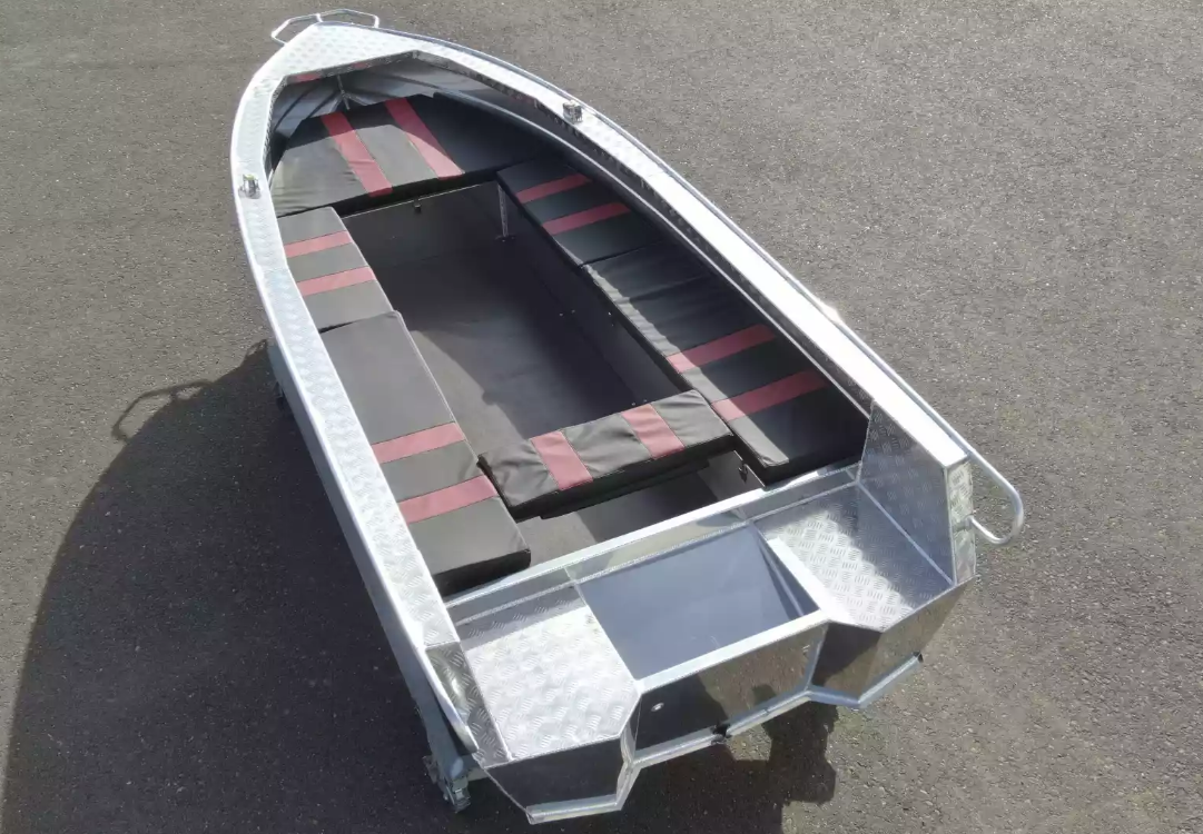 Алюминиевая лодка Wyatboat-390РМ увеличенный борт в Туапсе