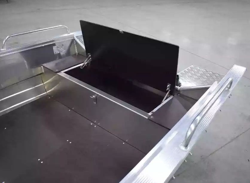 Алюминиевая лодка  Wyatboat-430 Р в Туапсе