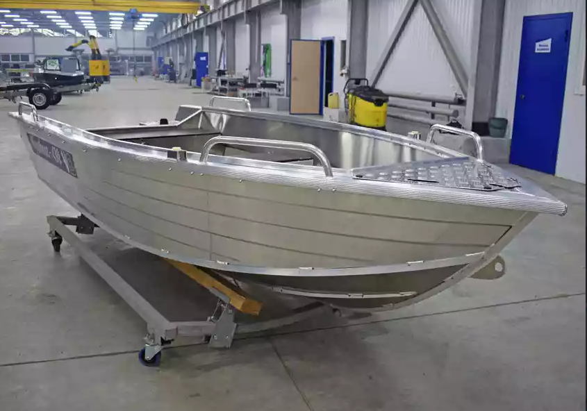 Алюминиевая лодка  Wyatboat-430 Р в Туапсе