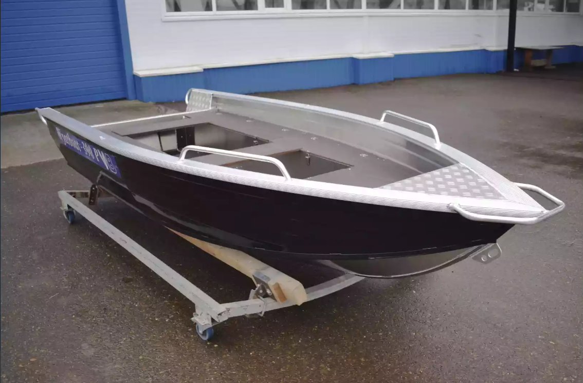 Алюминиевая лодка Wyatboat-390РМ в Туапсе