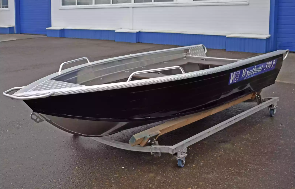 Алюминиевая лодка Wyatboat-390РМ в Туапсе