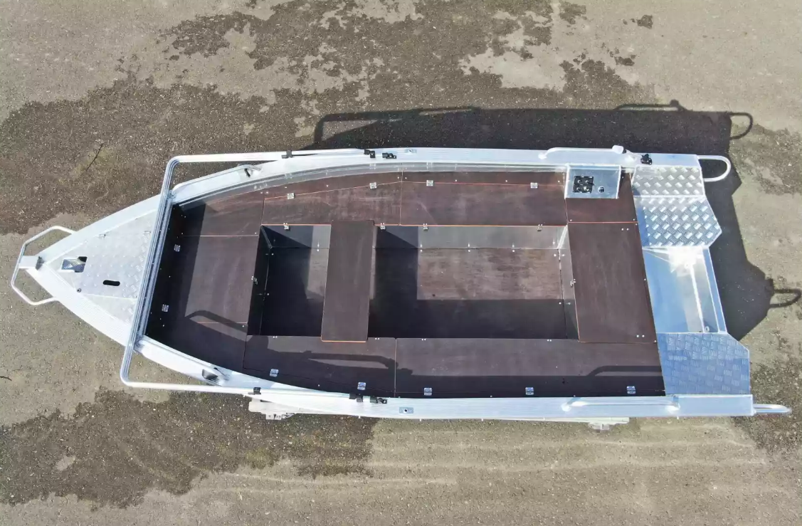 Алюминиевая лодка Wyatboat-390РМ в Туапсе