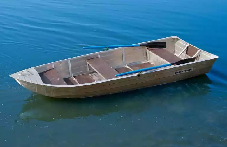 Алюминиевая лодка Вятка-Профи 37 в Туапсе