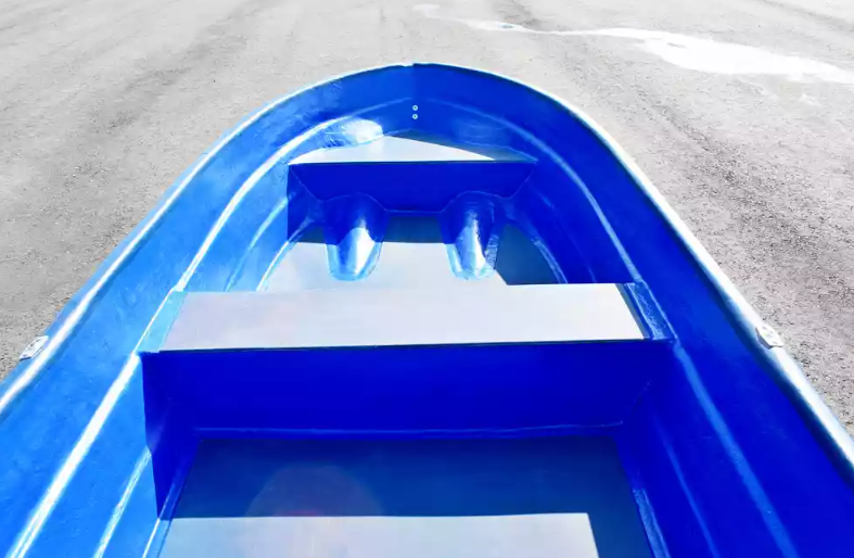 Стеклопластиковая лодка Neman-340 (тримаран) в Туапсе