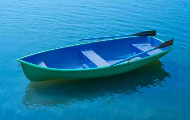 Стеклопластиковая лодка Дельфин в Туапсе