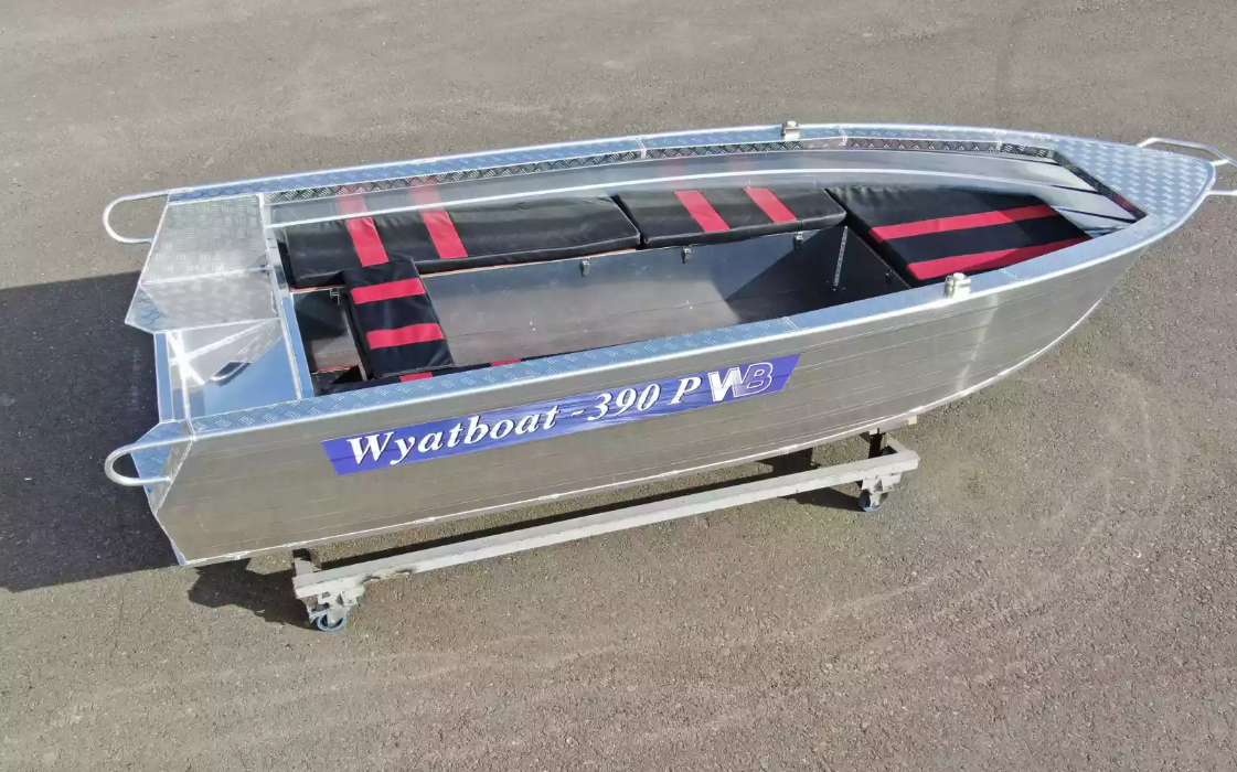 Алюминиевая лодка Wyatboat-390РМ увеличенный борт в Туапсе