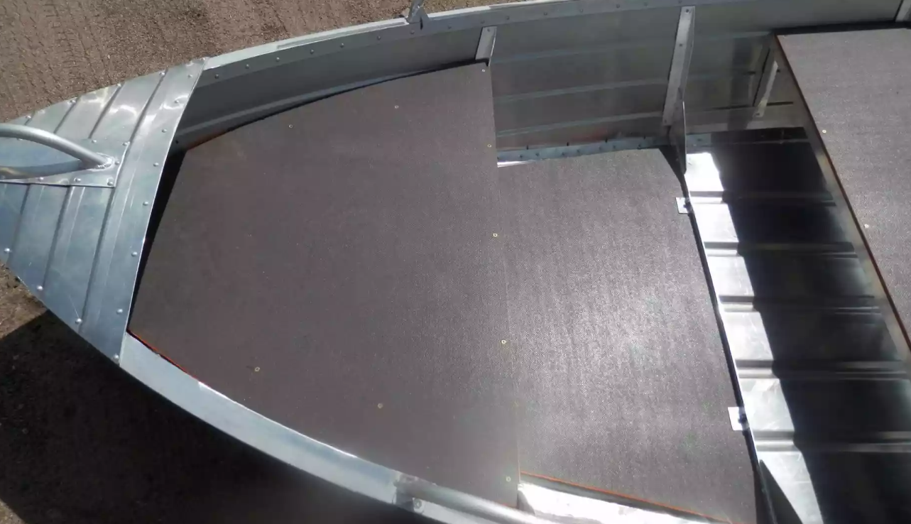 Алюминиевая лодка Вятка-Профи 32 в Туапсе