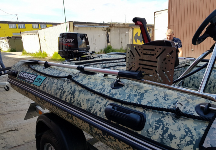 НАДУВНАЯ ЛОДКА GLADIATOR C370AL в Туапсе