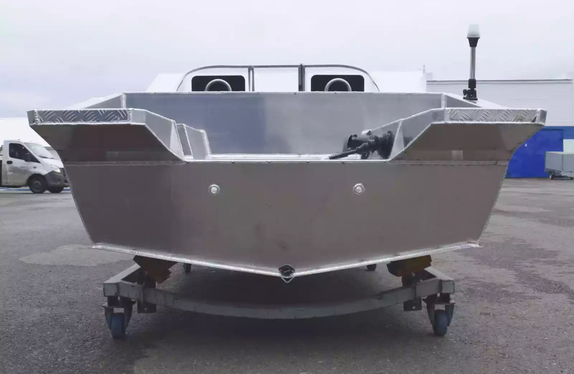 Алюминиевая лодка  Neman-400 PRO в Туапсе