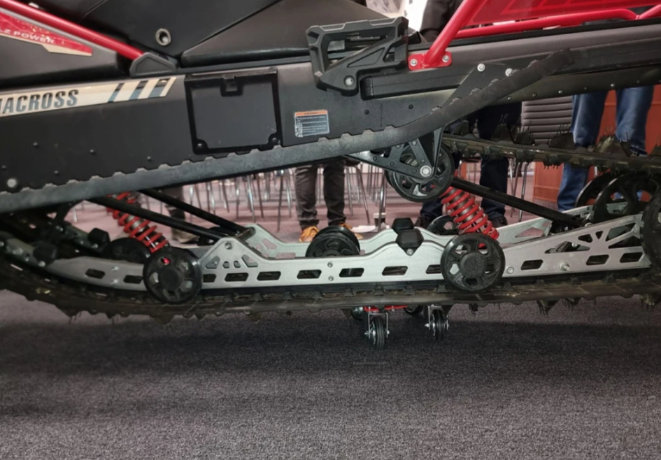 Снегоход AODES Siberiacross 1000 WT 508mm LCD 6.8 в Туапсе