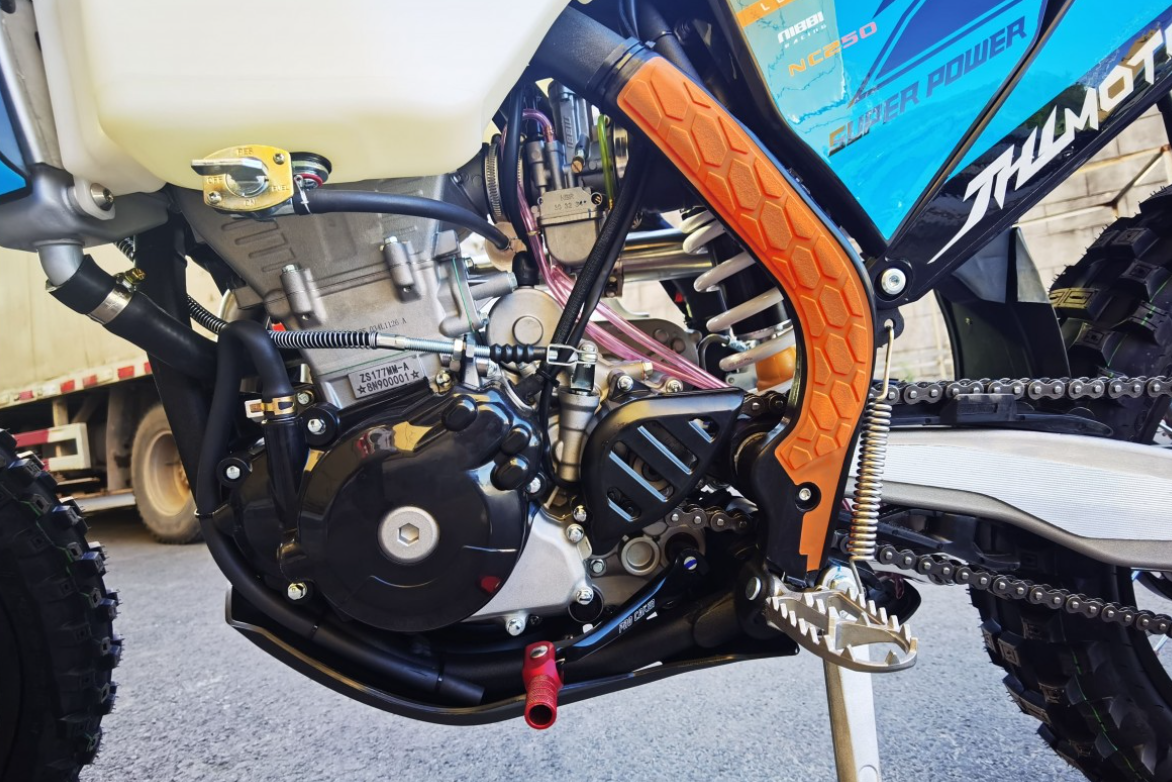 Мотоцикл JHLMOTO JHL Z7 NC250S (177MM-A) в Туапсе