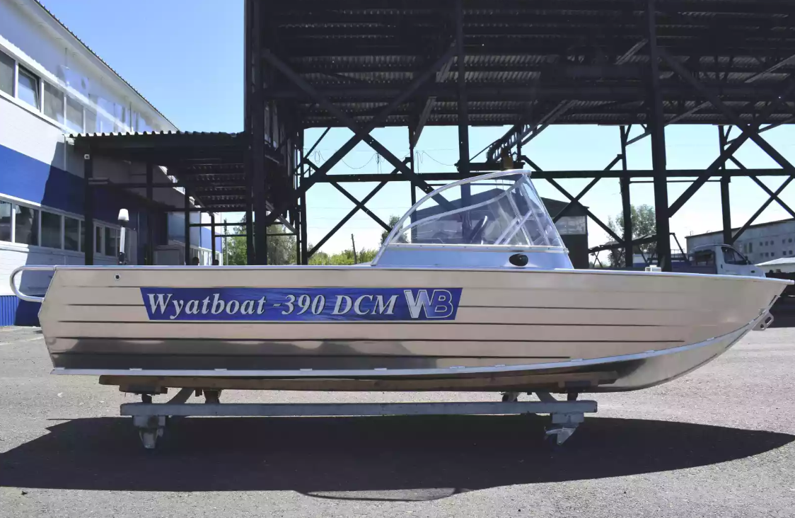 Алюминиевая лодка Wyatboat-390 DCM в Туапсе