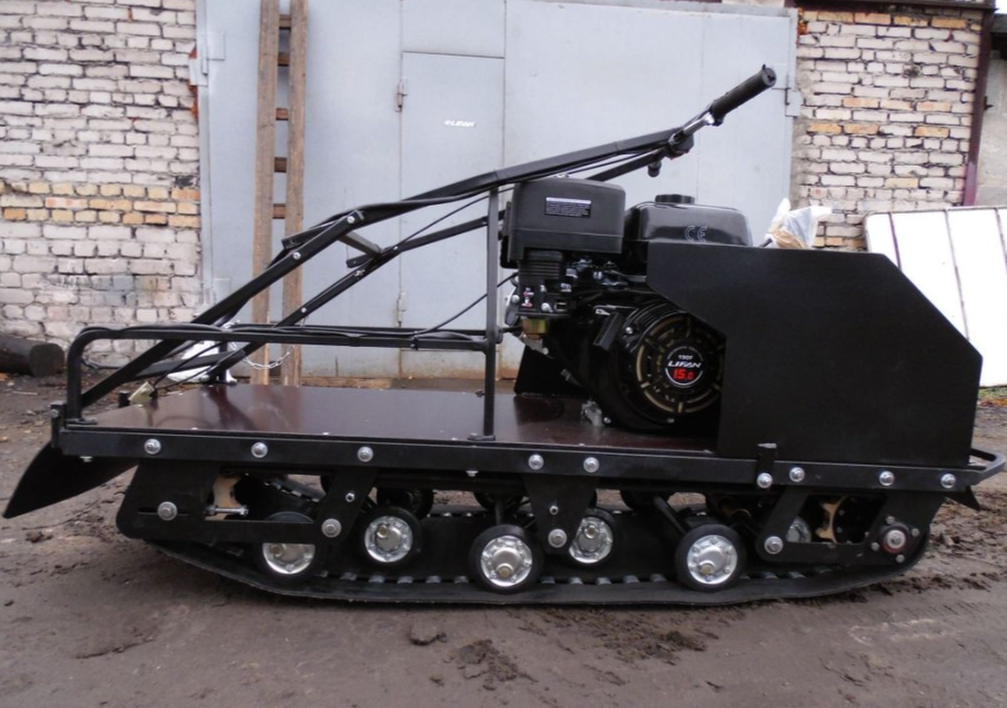 Мотобуксировщик AhtaR Зима 9 л/с с вариатором в Туапсе