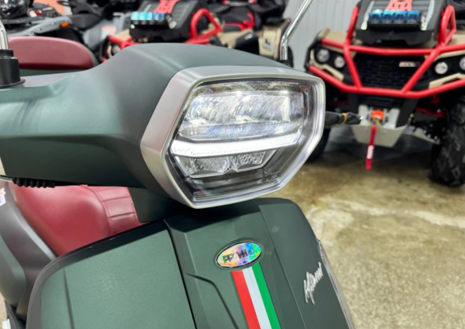 Скутер PROMAX Miami 240 (49) в Туапсе