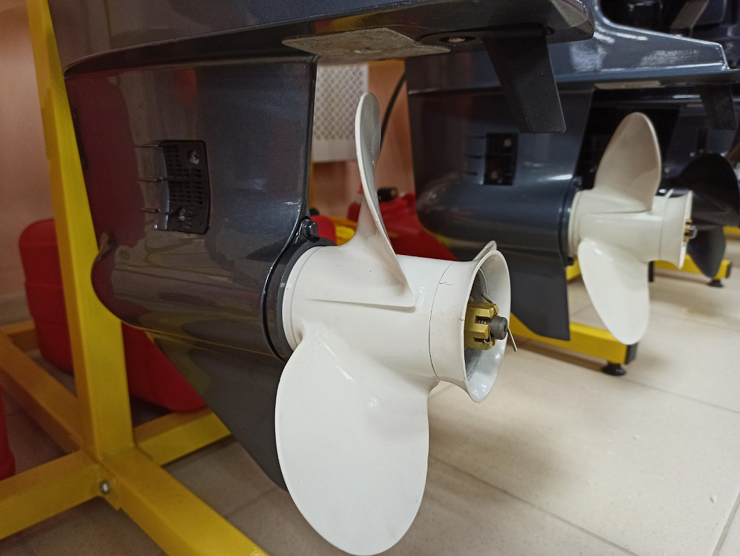 Лодочный мотор BREEZE T30S (2х тактный) в Туапсе