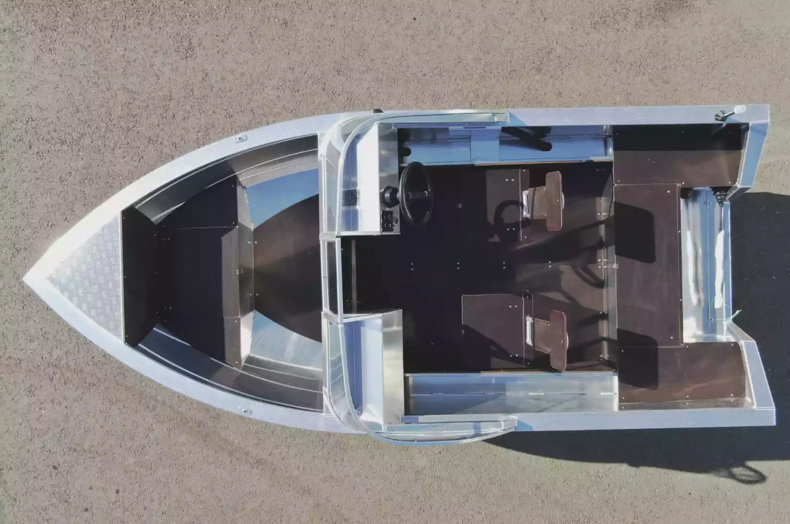 Алюминиевая лодка  Неман-400 DCM в Туапсе