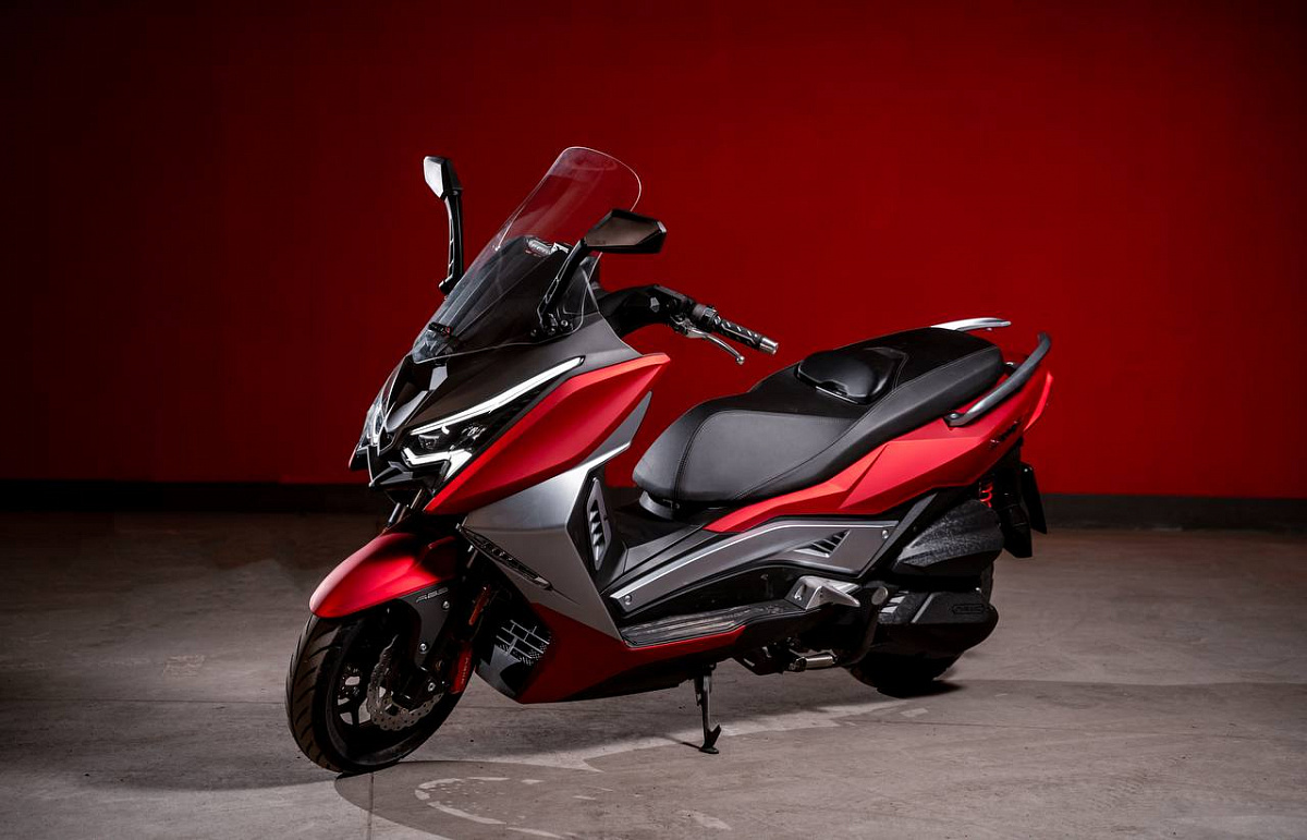 МАКСИСКУТЕР ARIIC 318 в Туапсе