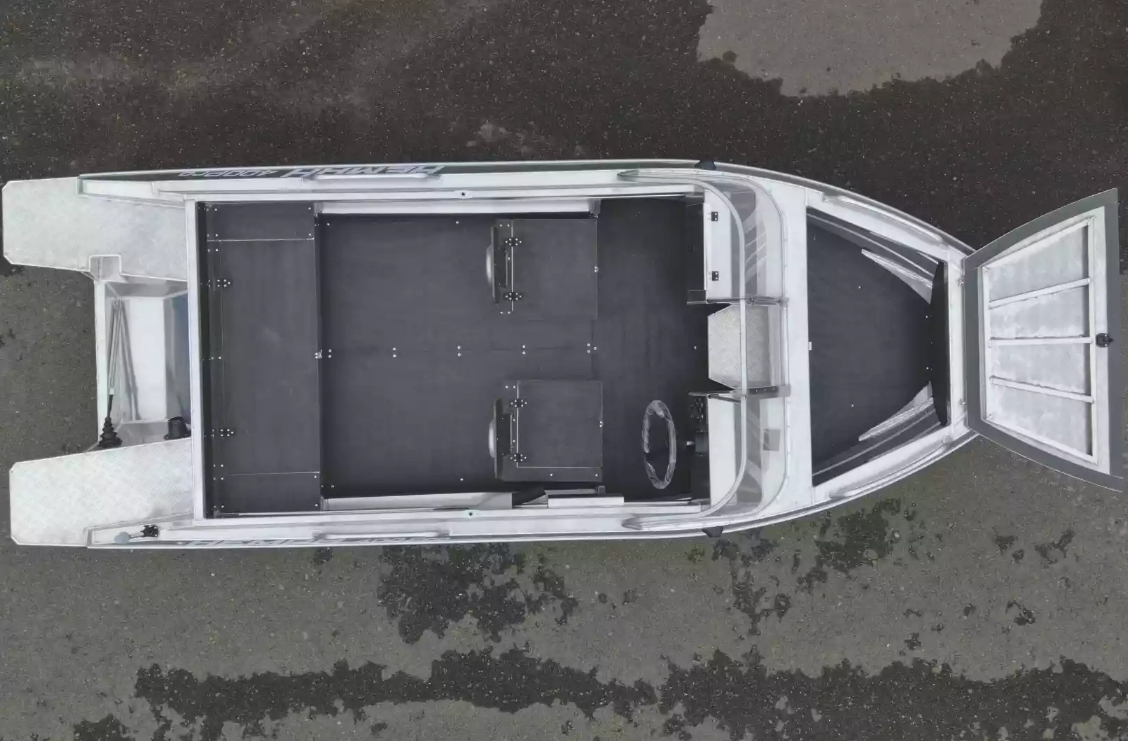 Алюминиевая лодка  Neman-400 PRO в Туапсе
