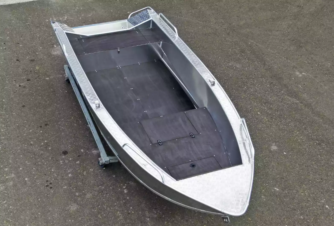 Алюминиевая лодка  Wyatboat-430М FISH в Туапсе