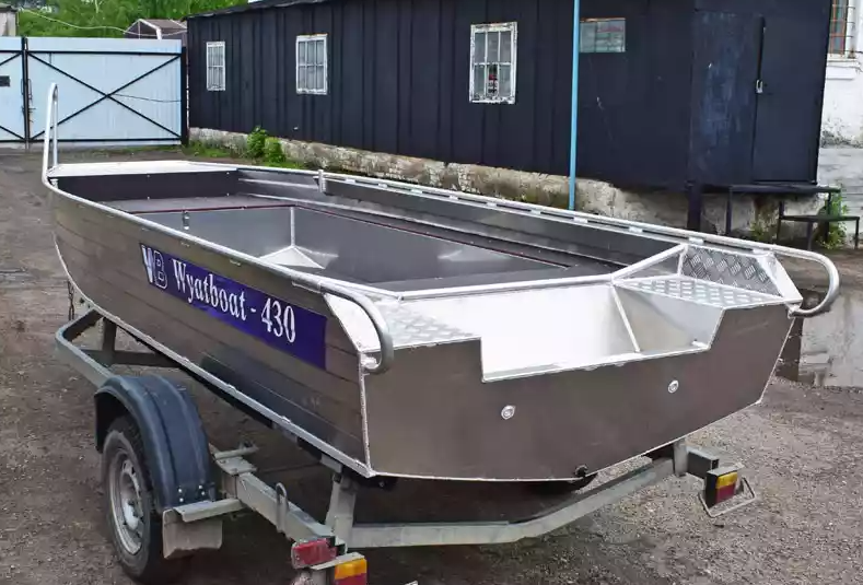 Алюминиевая лодка  Wyatboat-430 Master в Туапсе