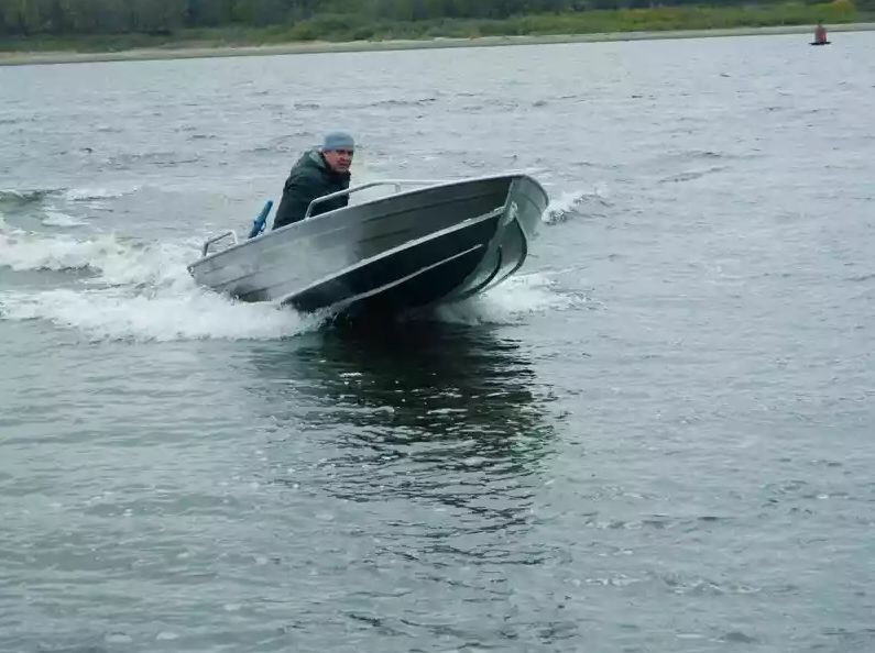 Алюминиевая лодка Wyatboat-390 M в Туапсе