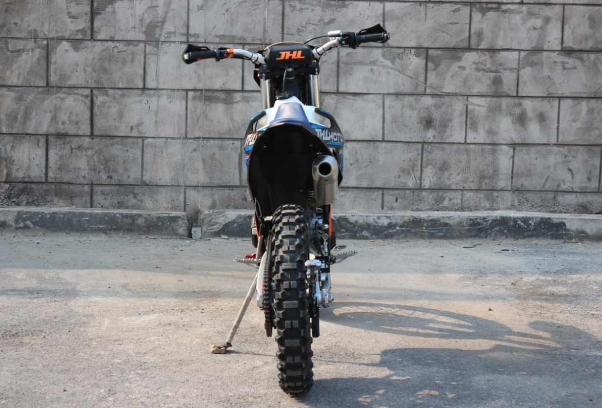 Мотоцикл JHLMOTO JHL Z3 CB250 (172FMM-3A) в Туапсе