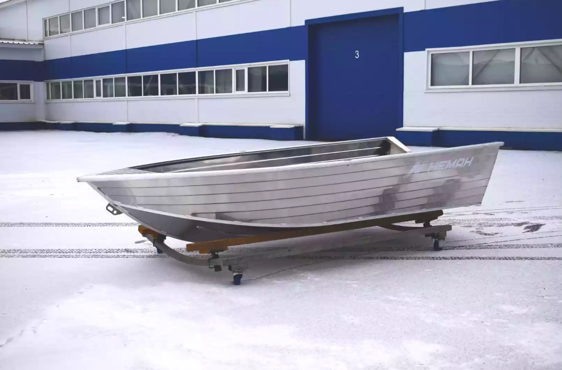 Алюминиевая лодка Неман-400 в Туапсе