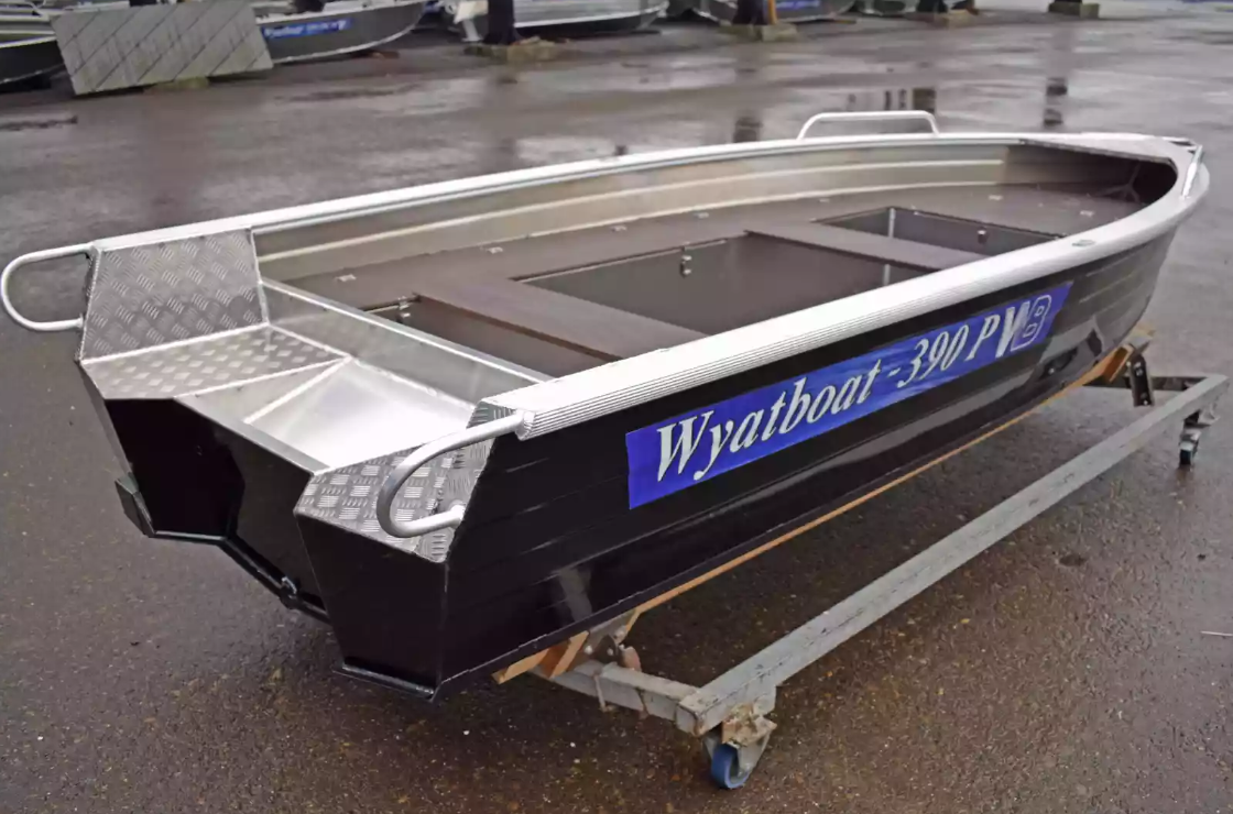 Алюминиевая лодка Wyatboat-390РМ в Туапсе