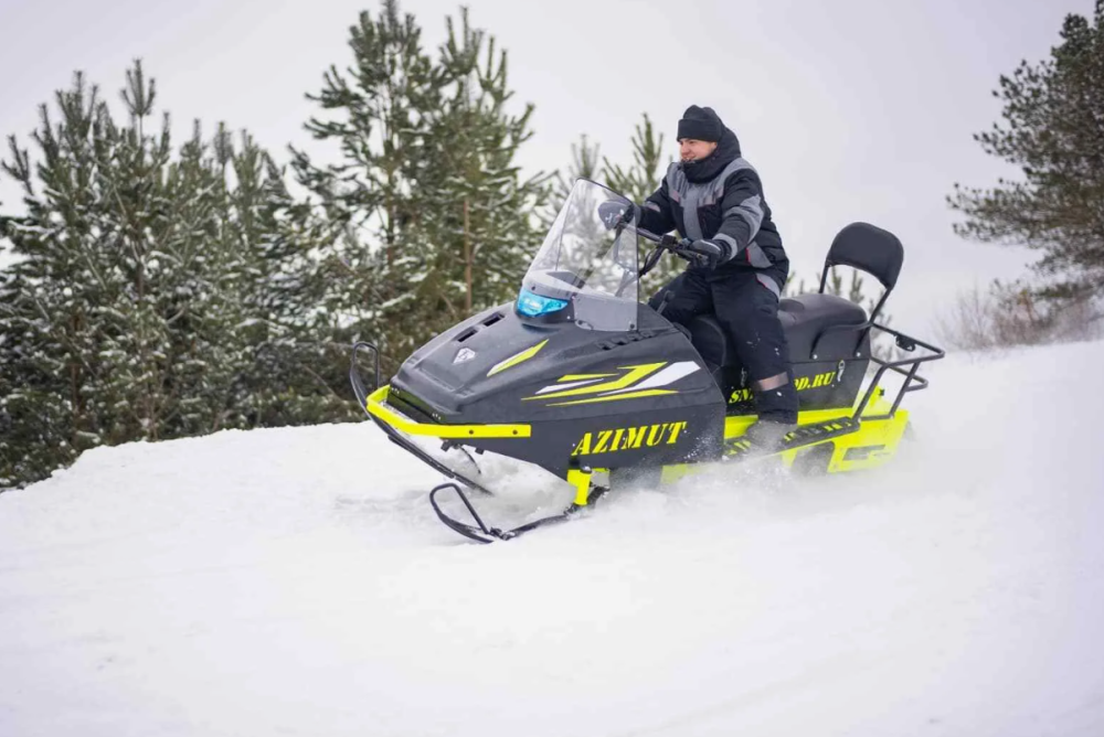 Миниснегоход Бурлак Азимут 24 л.с. , эл.запуск, реверс, тормоз гидравл, капот черный в Туапсе