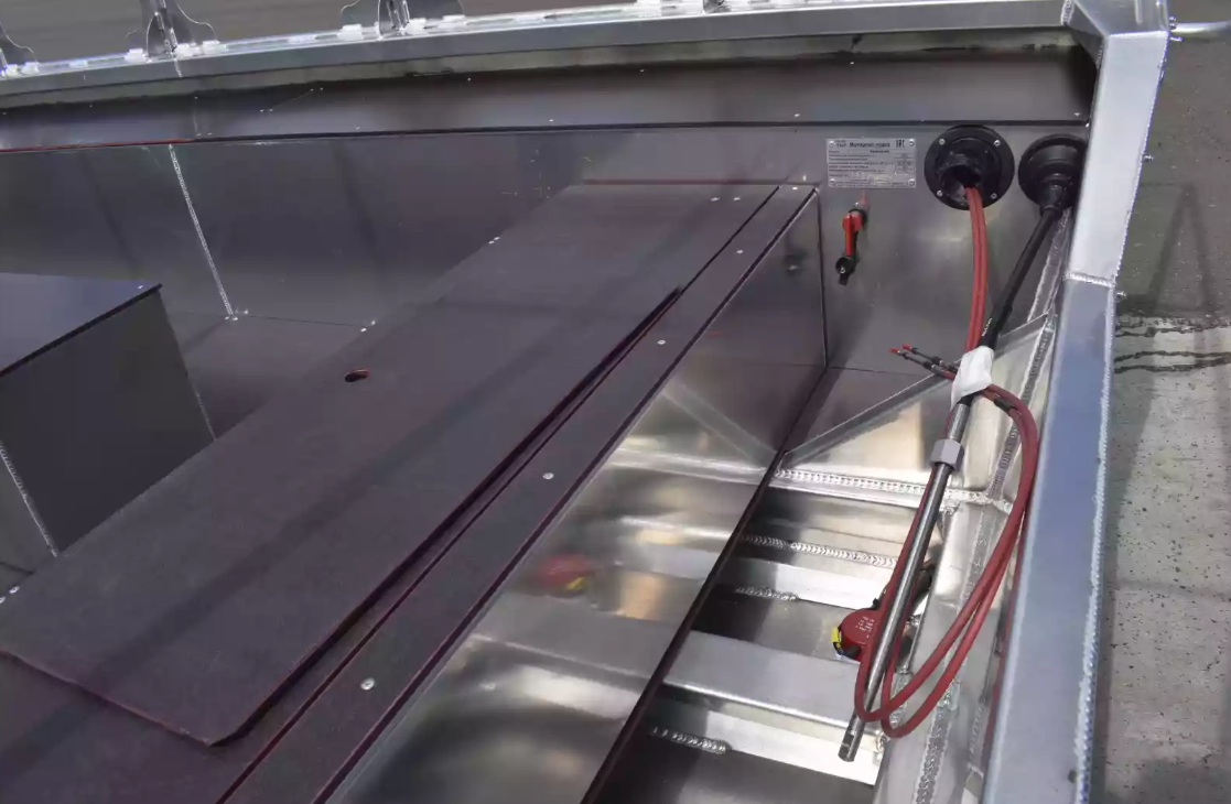 Алюминиевая лодка Wyatboat-600 в Туапсе