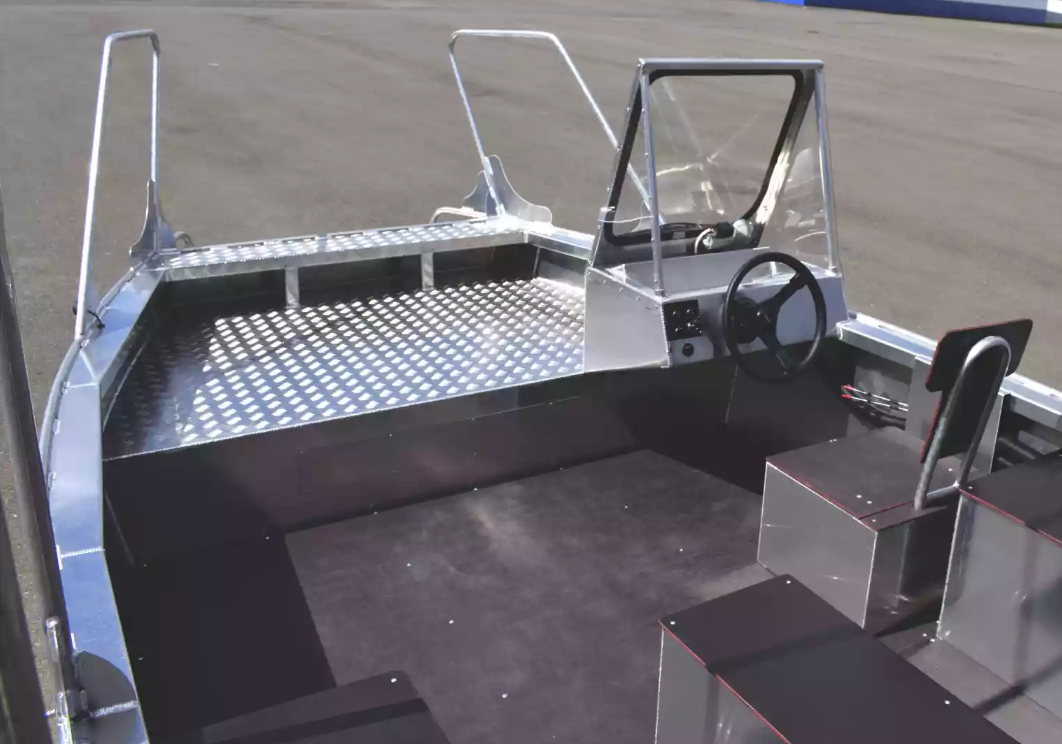 Алюминиевая лодка Wyatboat-600 в Туапсе