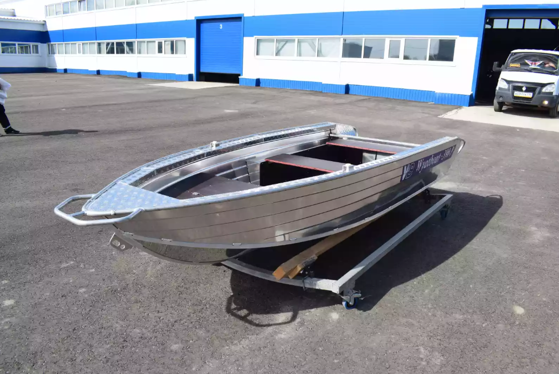 Алюминиевая лодка Wyatboat-390 P в Туапсе