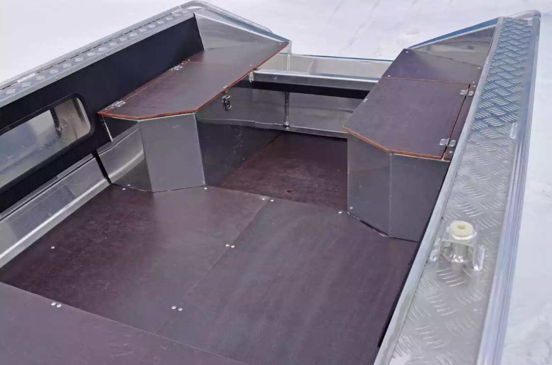 Алюминиевая лодка Wyatboat-370 в Туапсе