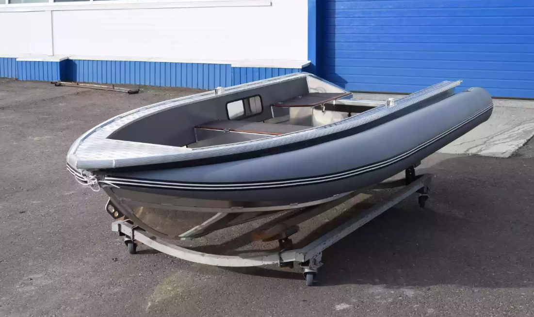 Алюминиевая лодка Wyatboat-370 в Туапсе