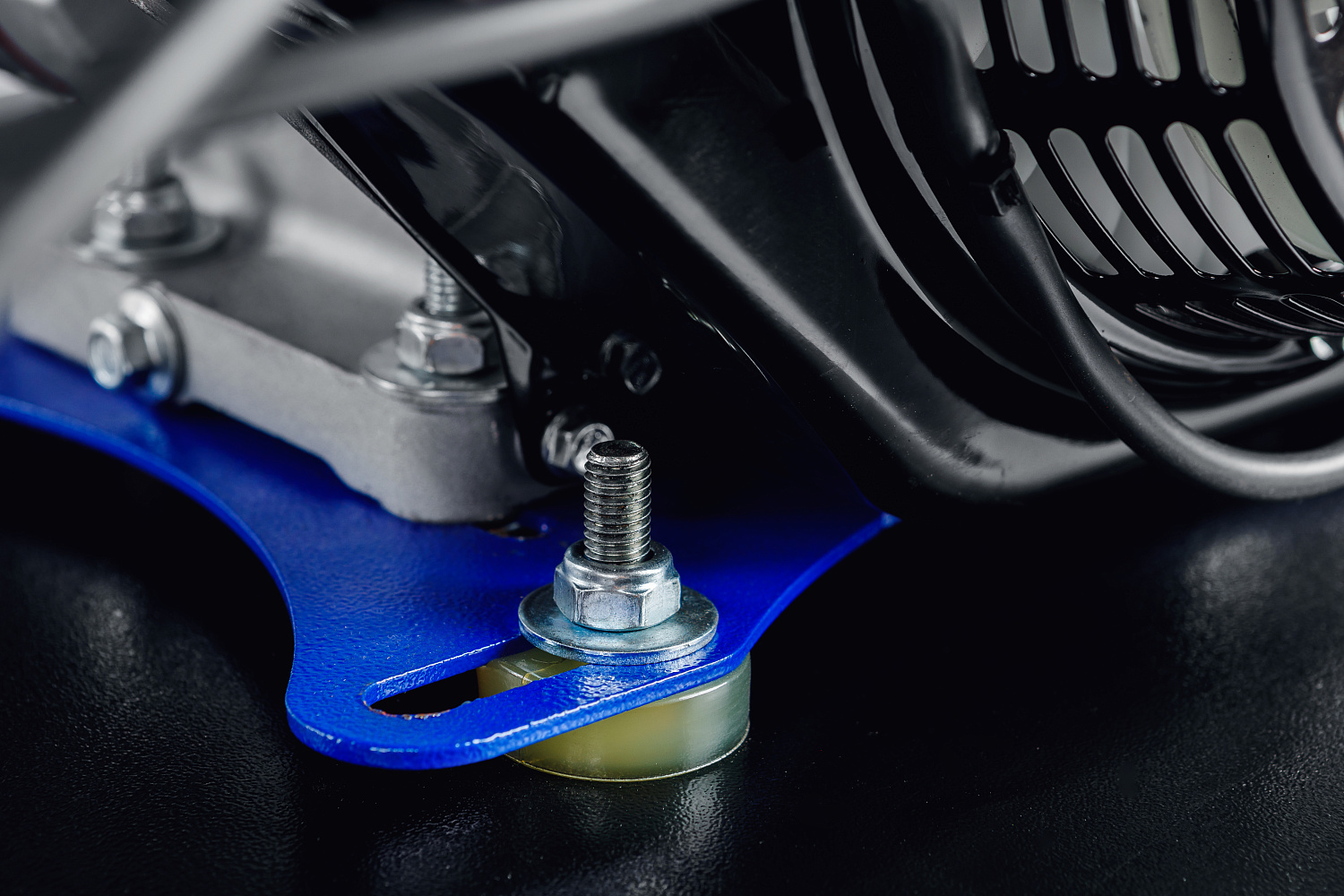 МОТОБУКСИРОВЩИК IKUDZO LONG 2.0 1700/500 EKR20 в Туапсе