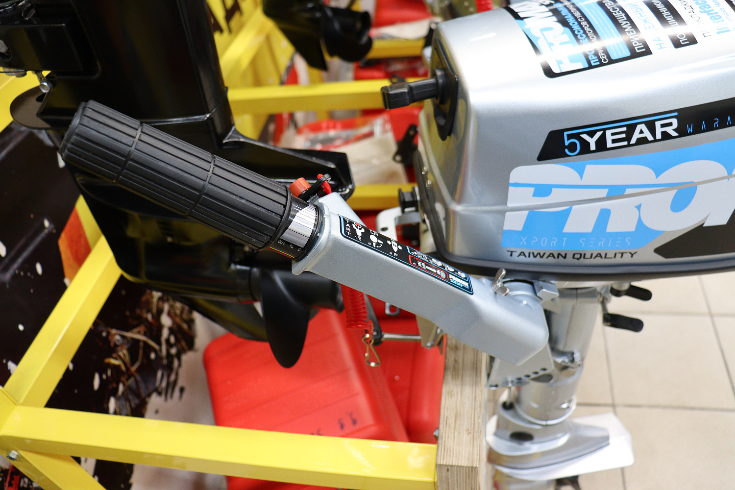 Лодочный мотор PROMAX SP5FHS (внешний бак 12 л) в Туапсе