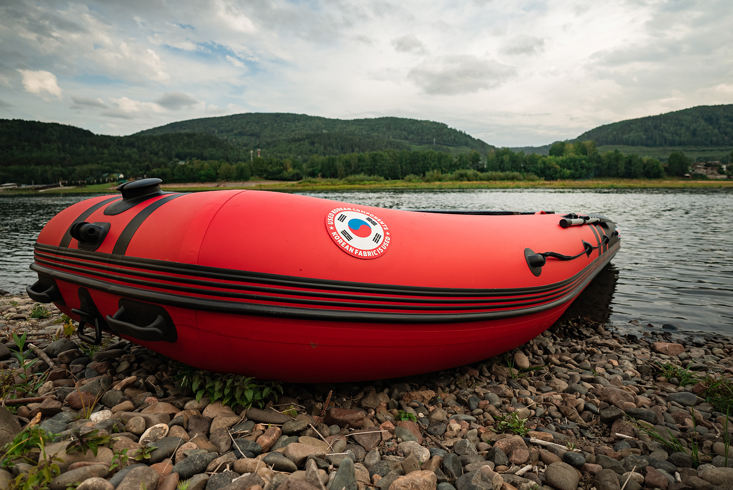 Лодка MISHIMO RIVER FJET PRO 410  под водомет в Туапсе