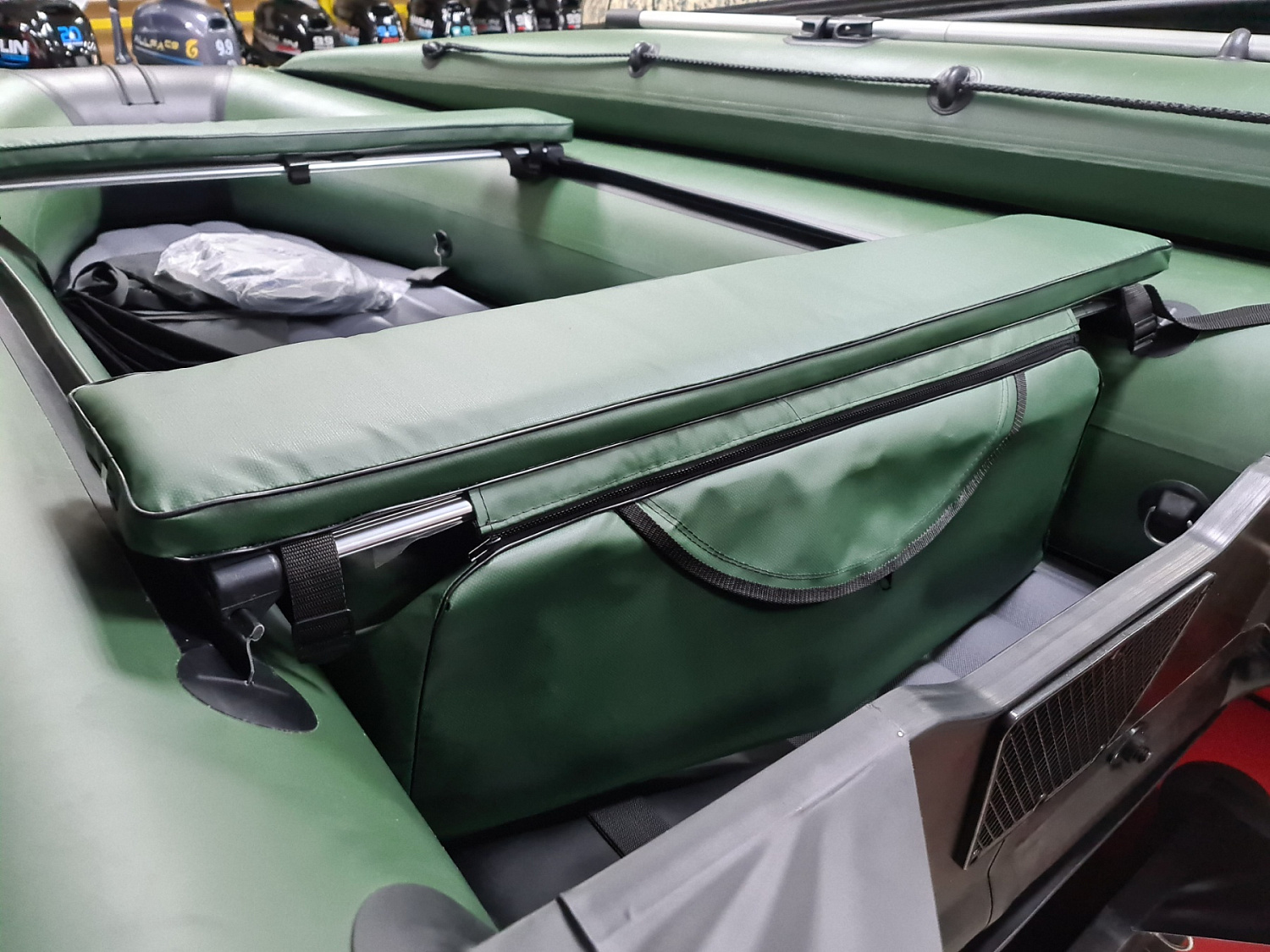 КОМПЛЕКТ МЯГКИХ НАКЛАДОК С СУМКОЙ ДЛЯ ЛОДОК 110Х20 ЗЕЛЕНЫЙ в Туапсе