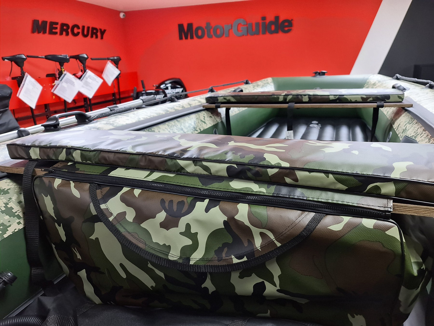 КОМПЛЕКТ МЯГКИХ НАКЛАДОК С СУМКОЙ ДЛЯ ЛОДОК 105Х20 КАМУФЛЯЖ в Туапсе