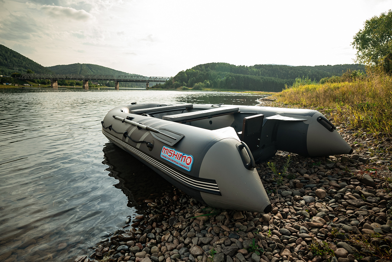 Лодка MISHIMO RIVER JET 390 под водомет в Туапсе