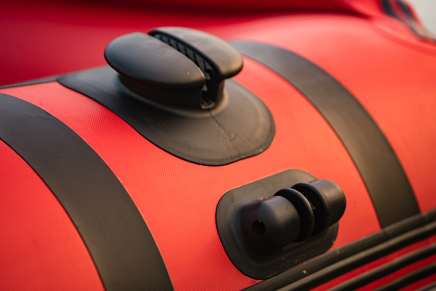 Лодка MISHIMO RIVER FJET PRO 410  под водомет в Туапсе