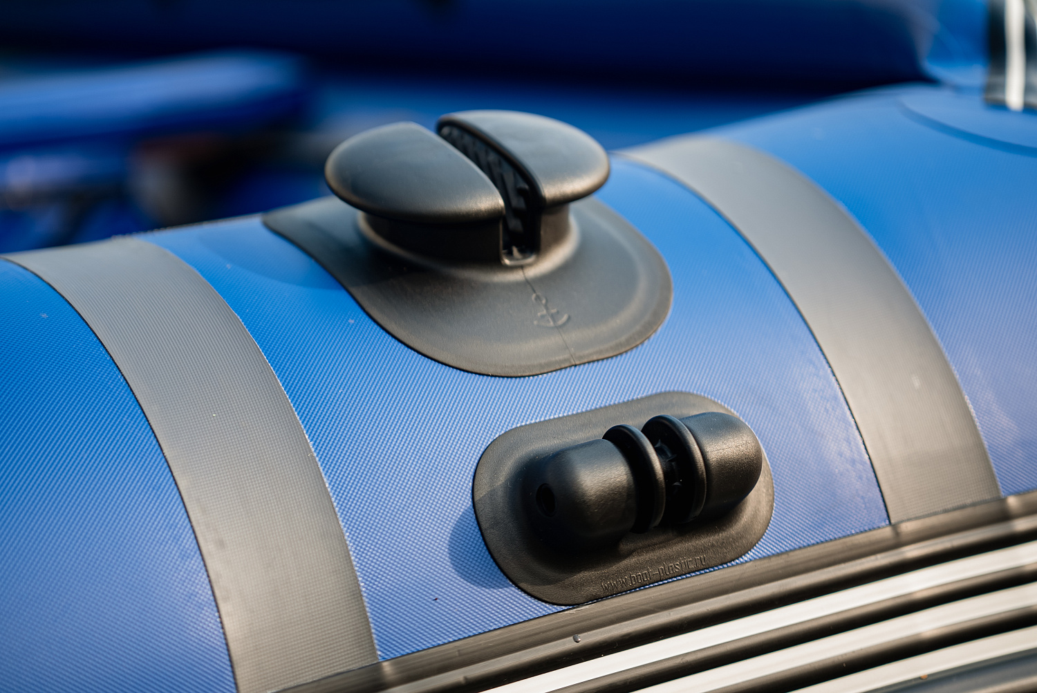 Лодка MISHIMO RIVER FJET PRO 410  под водомет в Туапсе