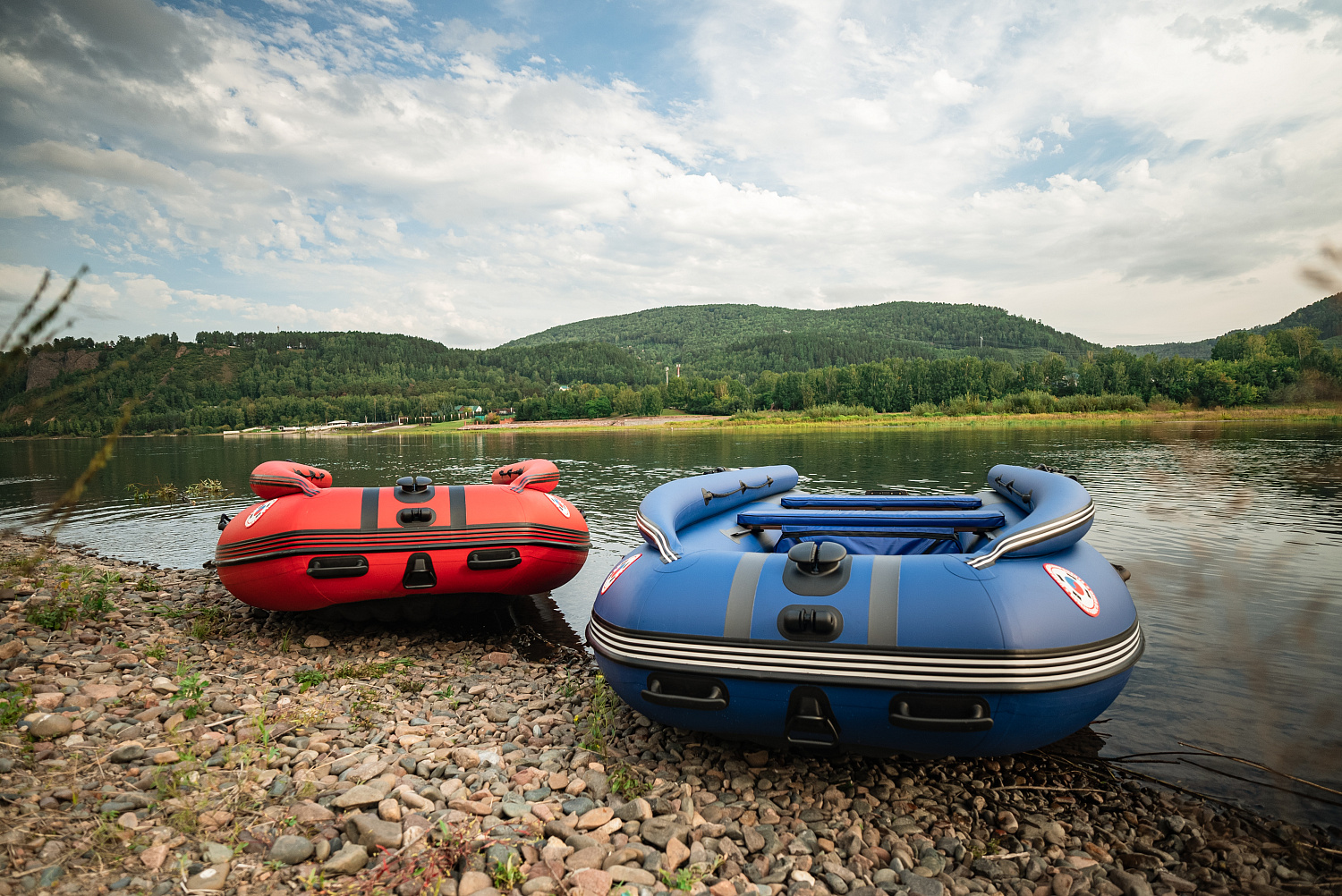 Лодка MISHIMO RIVER FJET PRO 410  под водомет в Туапсе