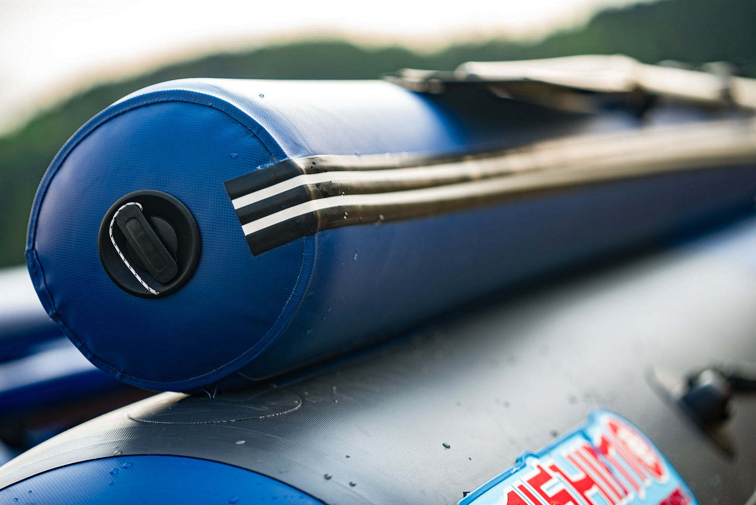 Лодка MISHIMO RIVER FJET PRO 410  под водомет в Туапсе